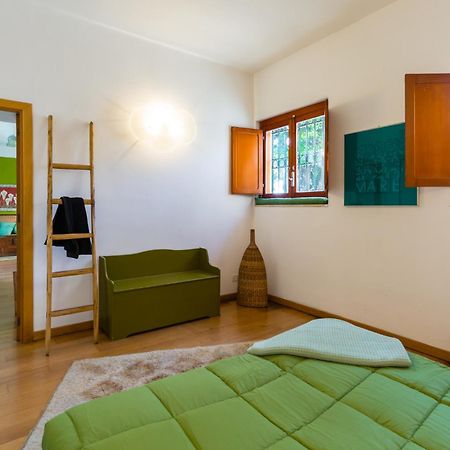 Kamyhouse Una Tranquilla Struttura Nel Verde Villa Nápoles Exterior foto
